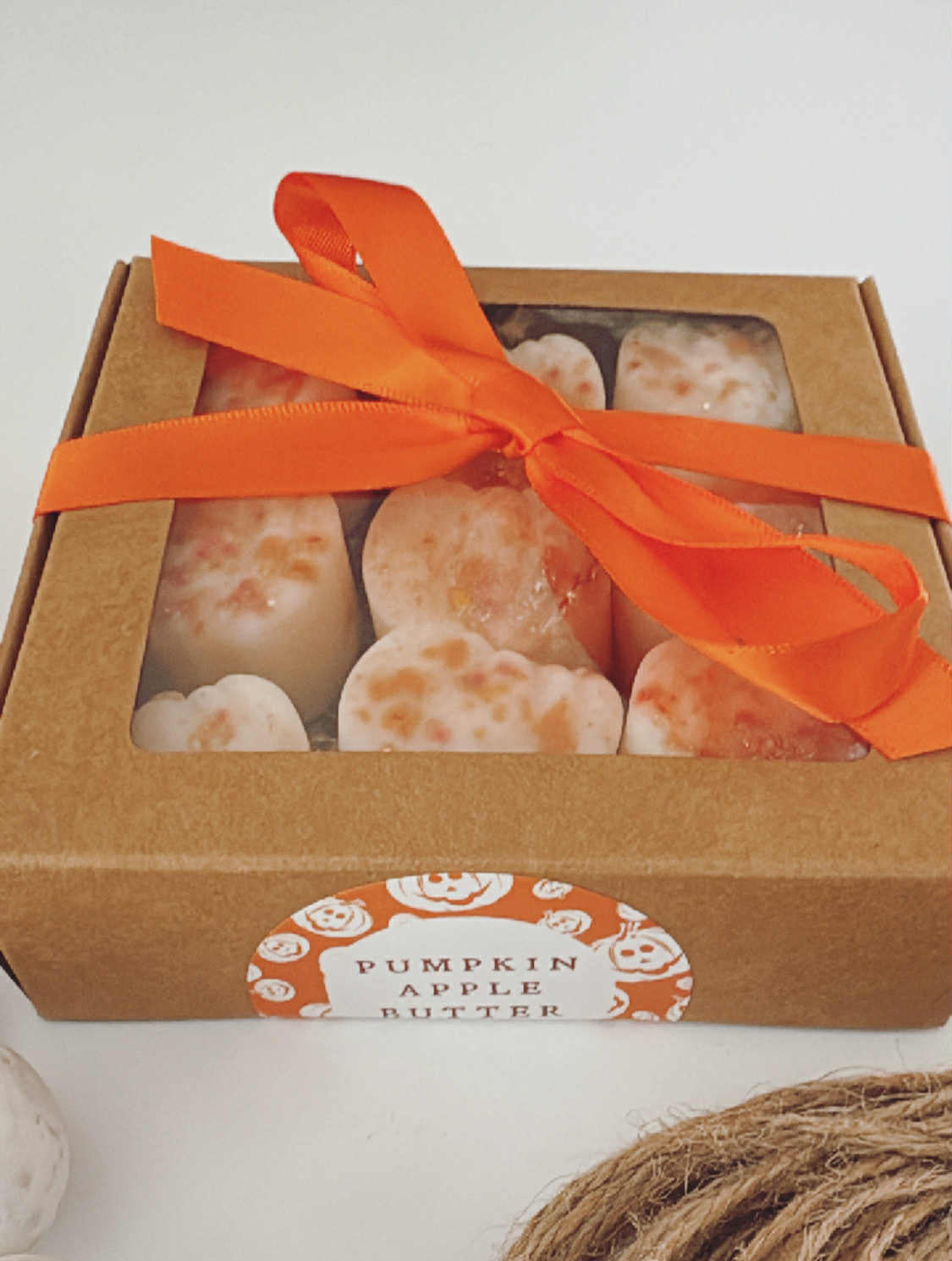 Pumpkin-Shaped Wax Melts – Apple Cider Donut Scent | Fall Candle Alternative
